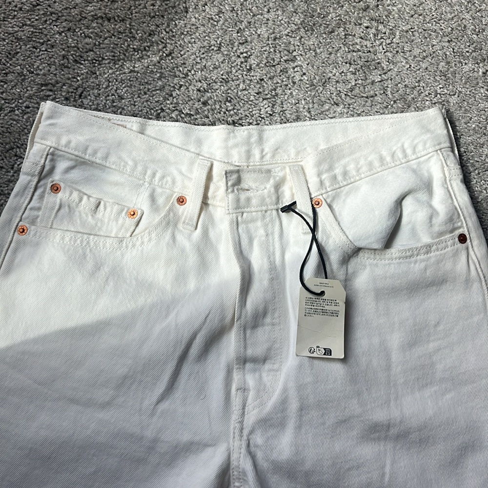 New - Picture 2 of 5